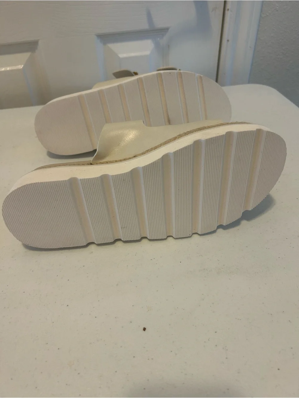 Madden Girl cream double